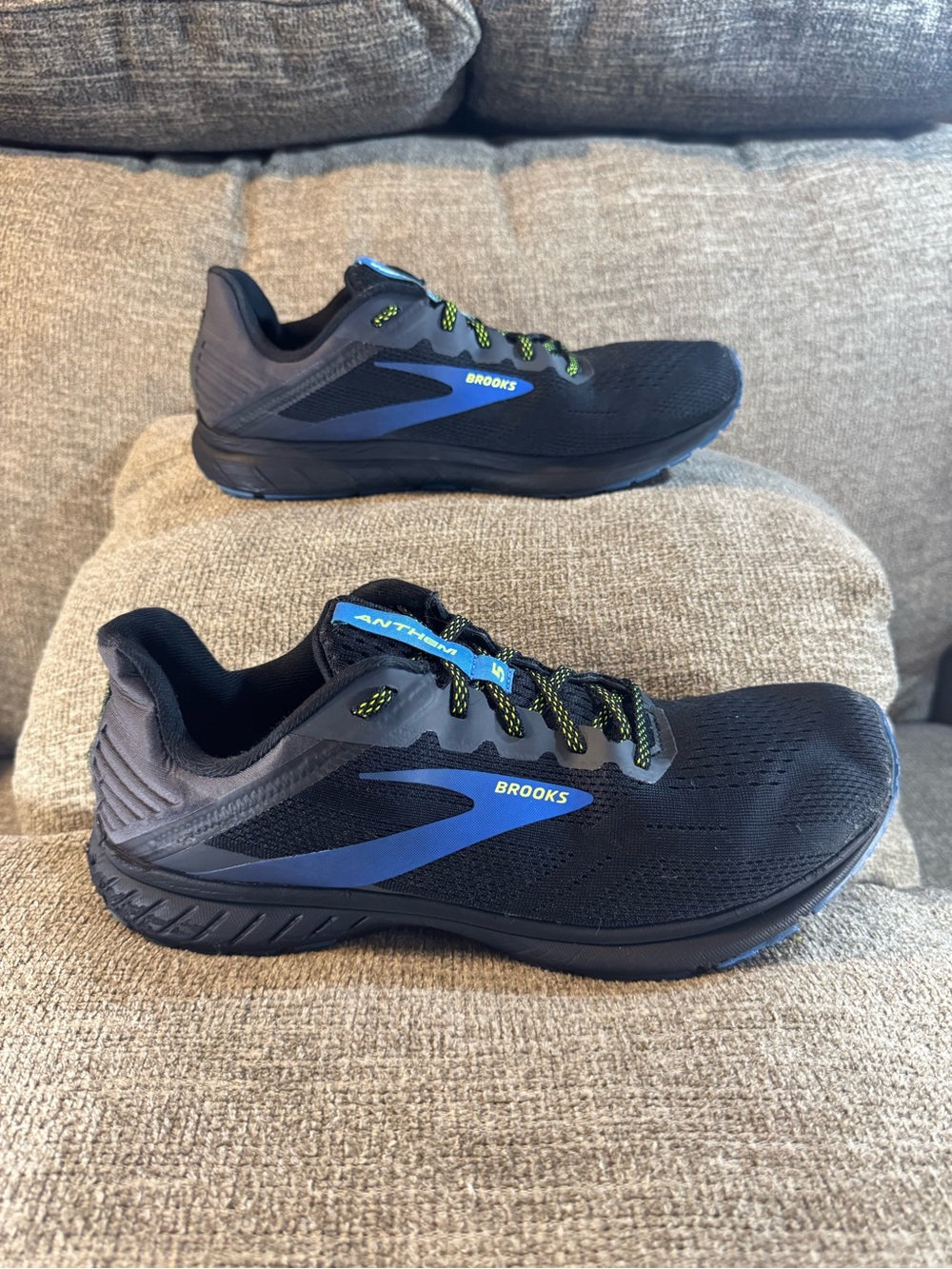 Brooks Anthem 5 Men’s running shoes Black/Ebony/Blue 1103781D064 Size 10.5